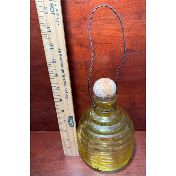 Vintage Bee Hive Shape Fly Wasp Insect Catcher Trap Glass Yellow W/ Cork Stopper - Picture 3 of 8